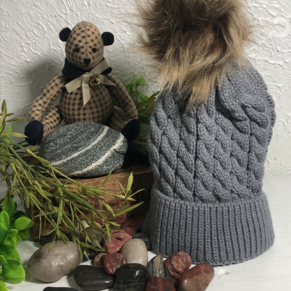 Hat Infant Toddler Knitted Stretch Hat  w/ Faux Fur NWOT 3-18 Months Gray Cable - Picture 4 of 11